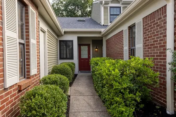 290 Secretariat Court, Crestview Hills, KY 41017