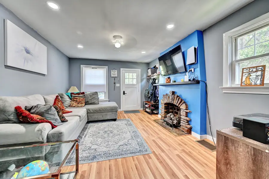 715 Elm Street, Covington, KY 41016 - #3