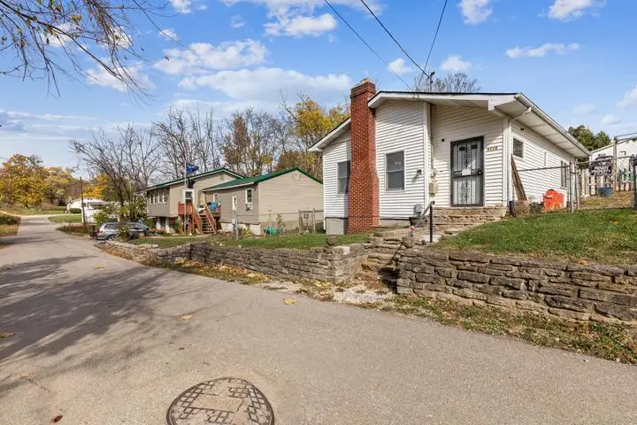 6118 Grove Road, Latonia, KY 41015 - #1
