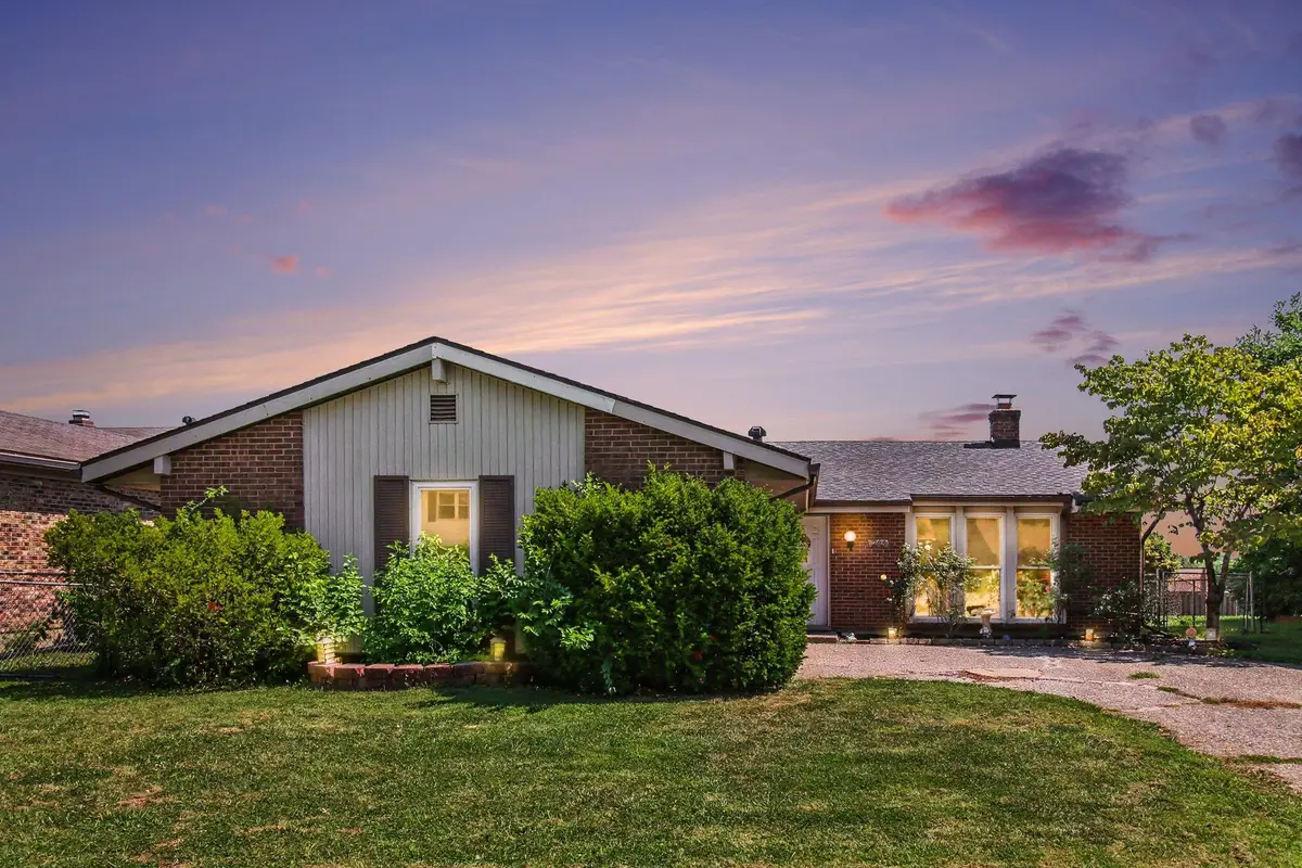 205 Merravay Drive, Florence, KY 41042 - #1