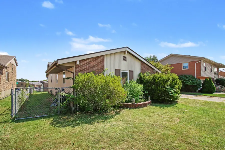 205 Merravay Drive, Florence, KY 41042 - #3