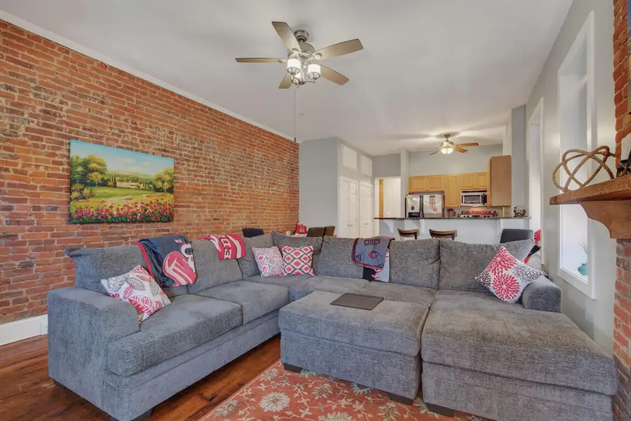 109 E 8th Street, Covington, KY 41011 - #3