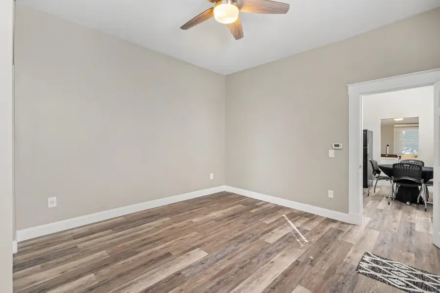 704 W 35th Street W, Covington, KY 41015 - #3