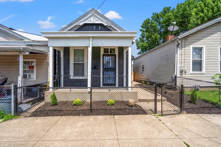 215 W 7th Street, Newport, KY 41071 - #2