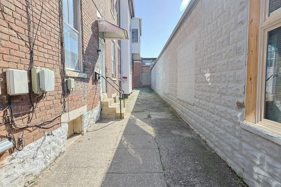 1552 Eastern Avenue, Covington, KY 41011 - #2