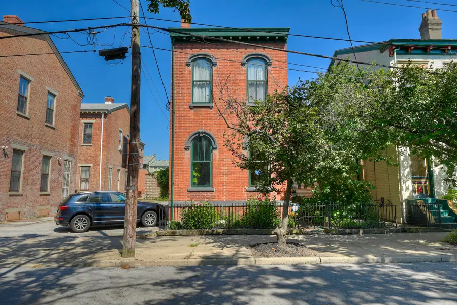 210 E 5th Street, Covington, KY 41011 - #2
