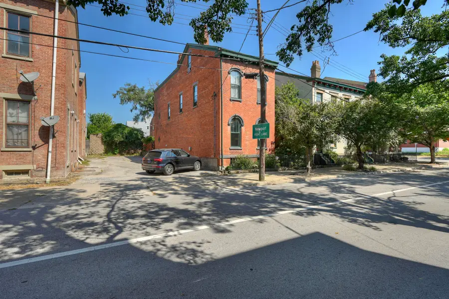 210 E 5th Street, Covington, KY 41011 - #3