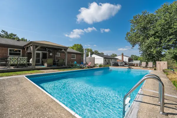 2640 Valley Trails Drive, Villa Hills, KY 41017