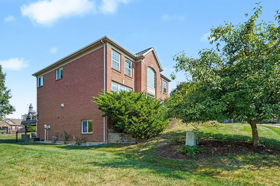417 Glengarry Way, Fort Wright, KY 41011 - #3