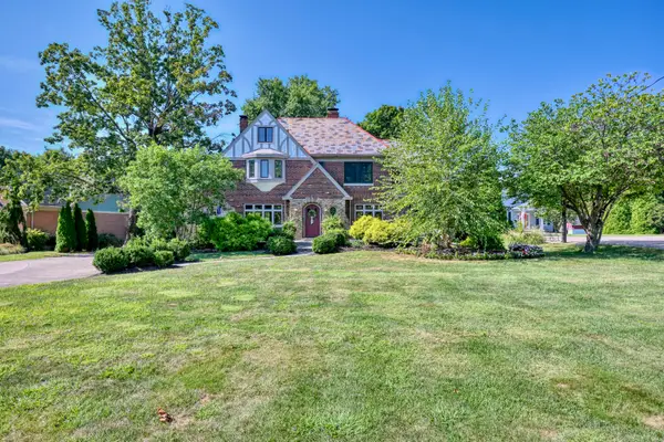 23 Beechwood Road, Fort Mitchell, KY 41017