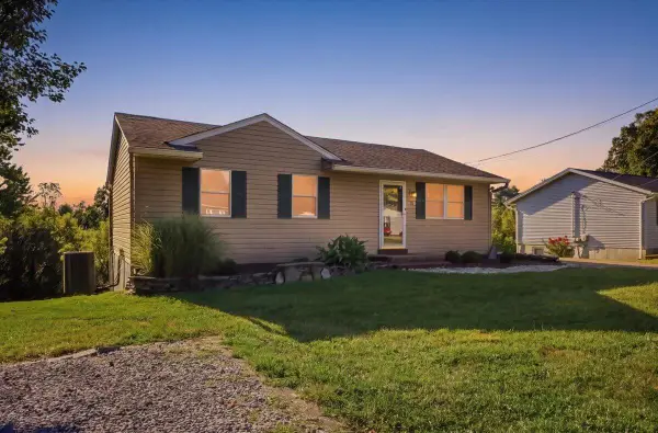 8 Lakeview Drive, Williamstown, KY 41097