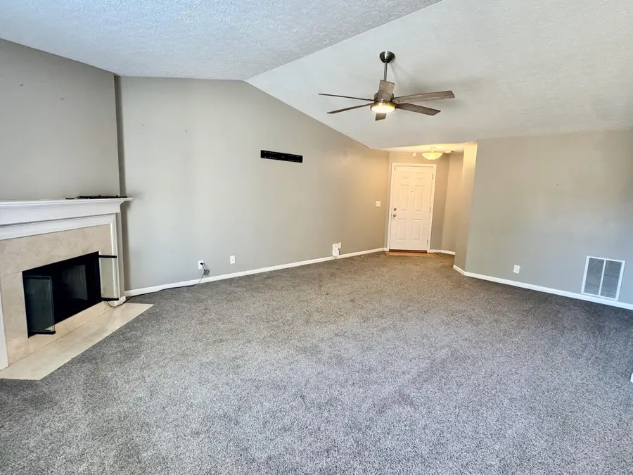302 Mendocino Court #303, Cold Spring, KY 41076 - #2