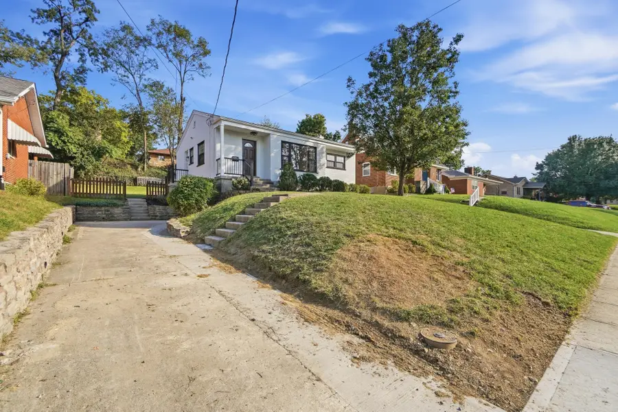 114 Garden Way, Fort Thomas, KY 41075 - #2
