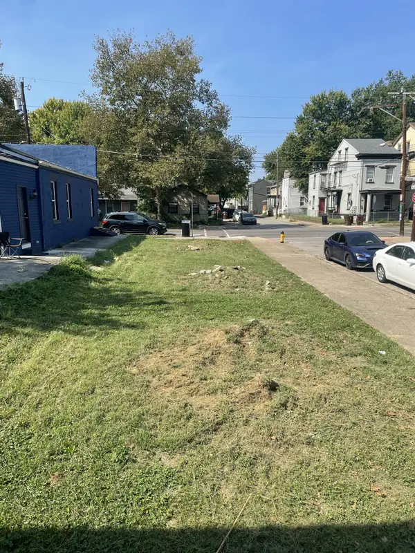 1322 Greenup Street, Covington, KY 41011