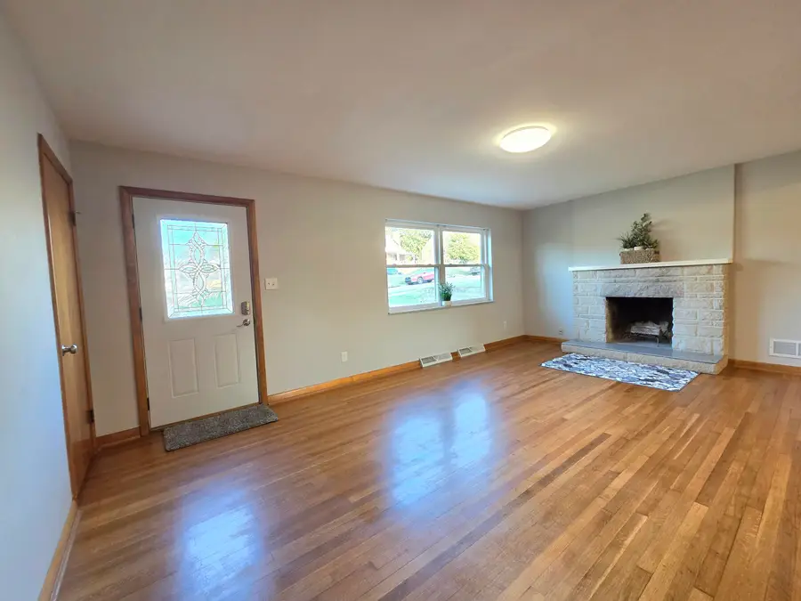 23 Edwards, Florence, KY 41042 - #3