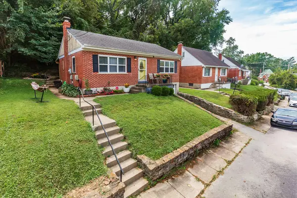 208 Cleveland Avenue, Bellevue, KY 41073