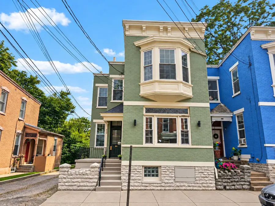 111 E 16th Street, Covington, KY 41011 - #2