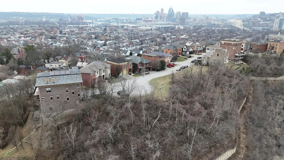 91 Watch Hill Lane, Newport, KY 41071 - #1