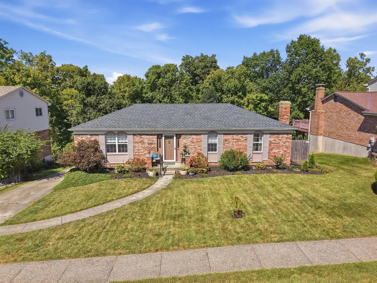 122 Ridge Hill Drive, Highland Heights, KY 41076 - #1