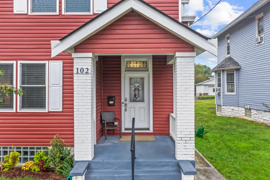 102 W Walnut Street, Southgate, KY 41071 - #2