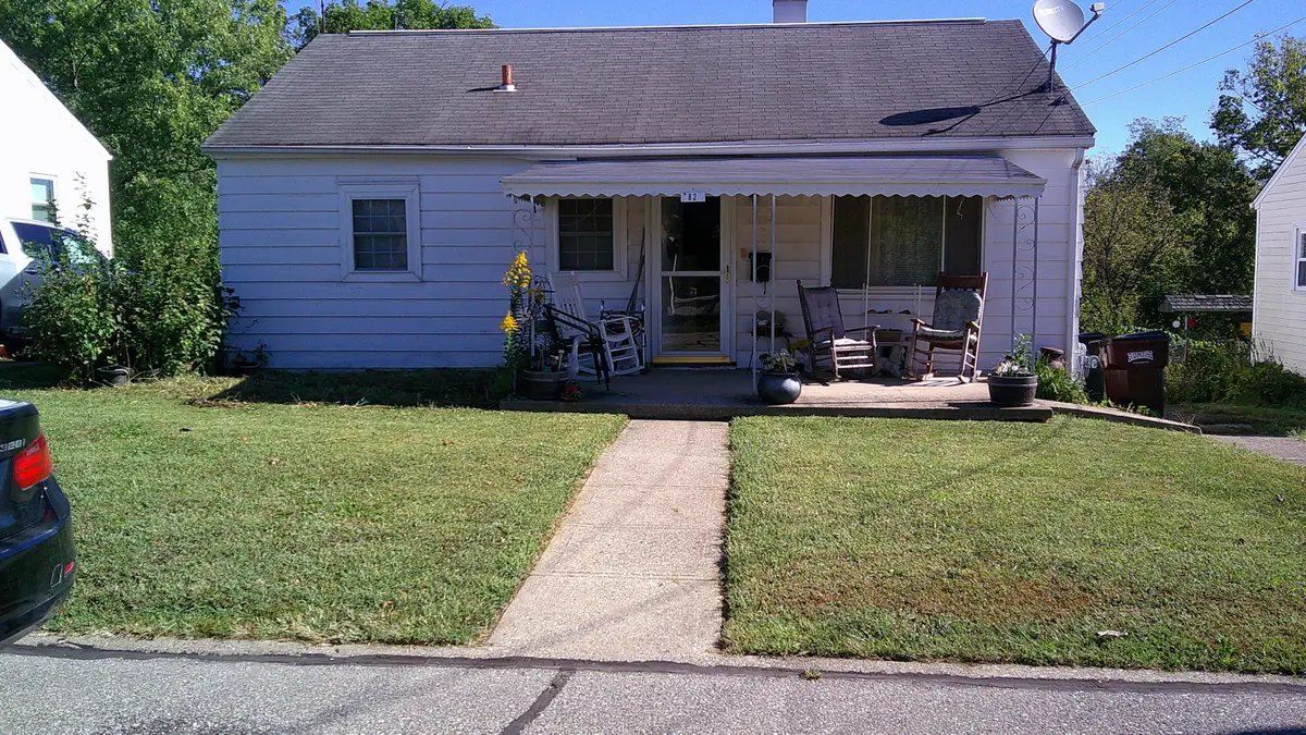 82 Sanders Drive, Florence, KY 41042 - #1