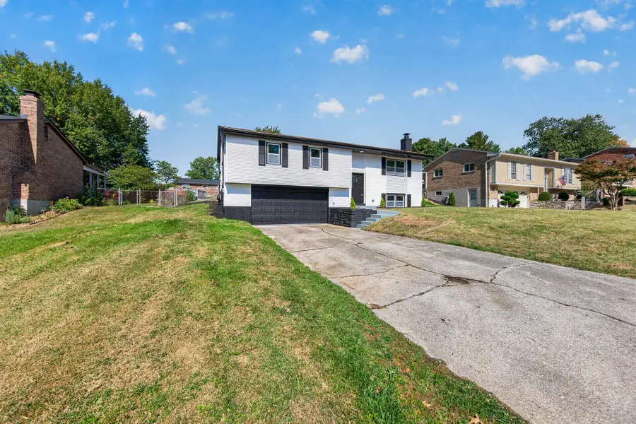 2650 Valley Trails Drive, Villa Hills, KY 41017 - #3