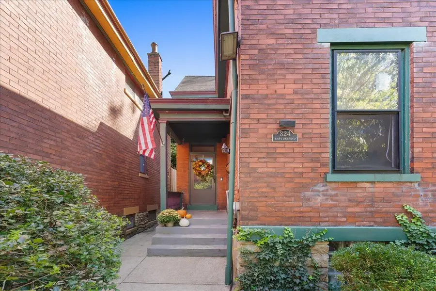 324 E 2nd Street, Newport, KY 41071 - #3