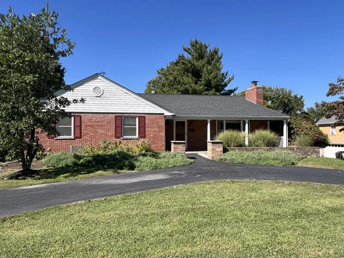 15 Gregory Lane, Fort Thomas, KY 41075 - #1