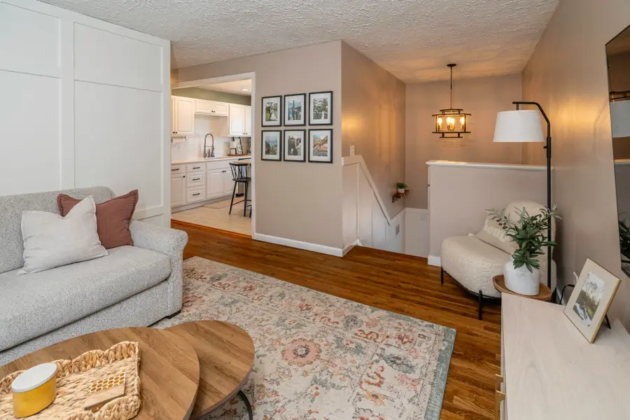 124 Raintree Road, Florence, KY 41042 - #3