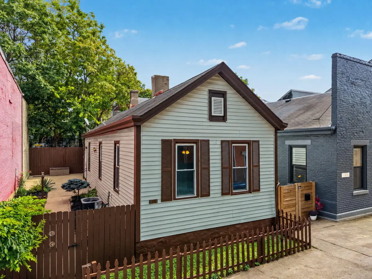 834 Perry Street, Covington, KY 41011 - #1