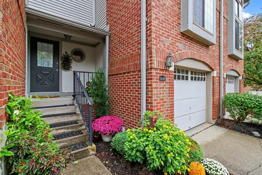 6648 Fairways Drive, Florence, KY 41042 - #3