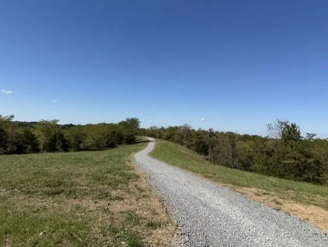 2281 West Creek Spur, Mount Olivet, KY 41064 - #2