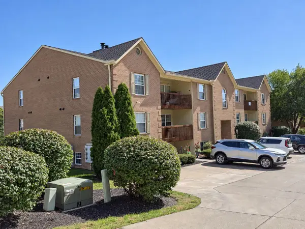 27 Highland Meadows Circle #12, Highland Heights, KY 41076