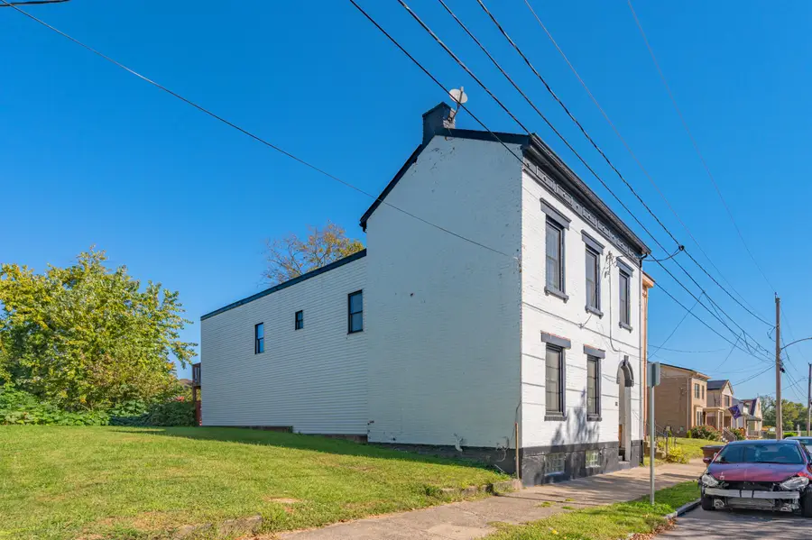 224 E Robbins Street, Covington, KY 41011 - #2