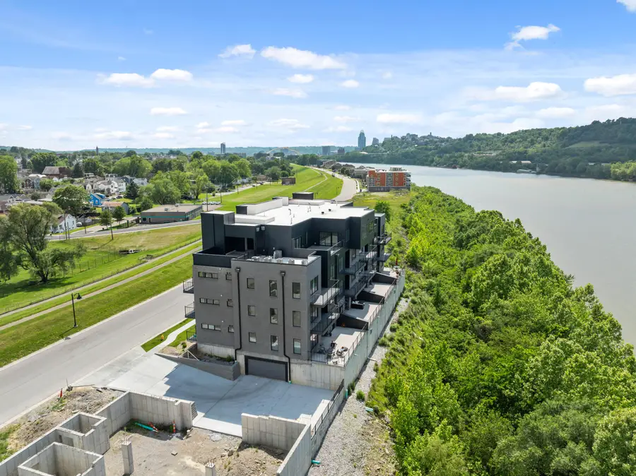 739 Manhattan Boulevard #202, Dayton, KY 41074 - #2