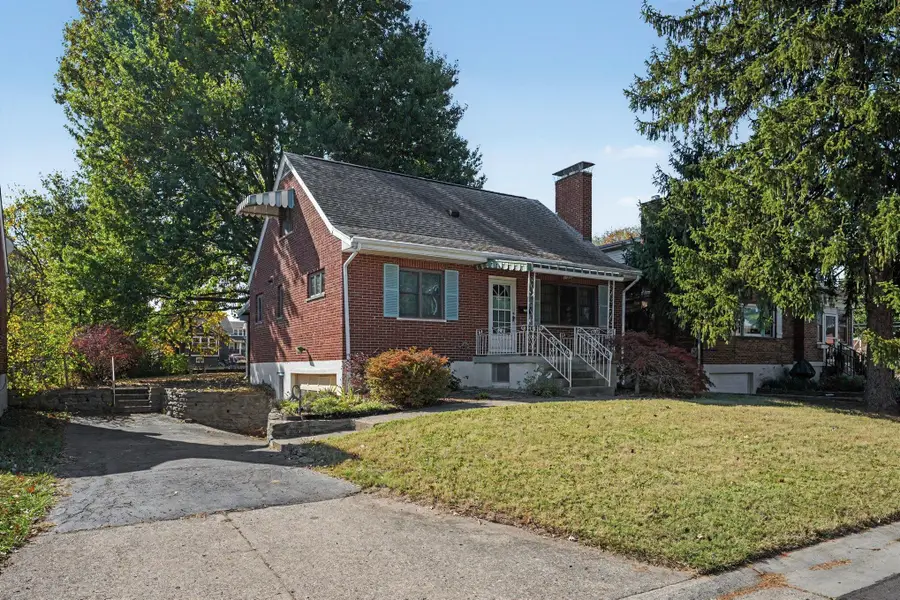 319 Swan Circle, Elsmere, KY 41018 - #2