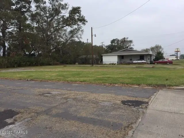 N Lewis Street, New Iberia, LA 70560 - #3