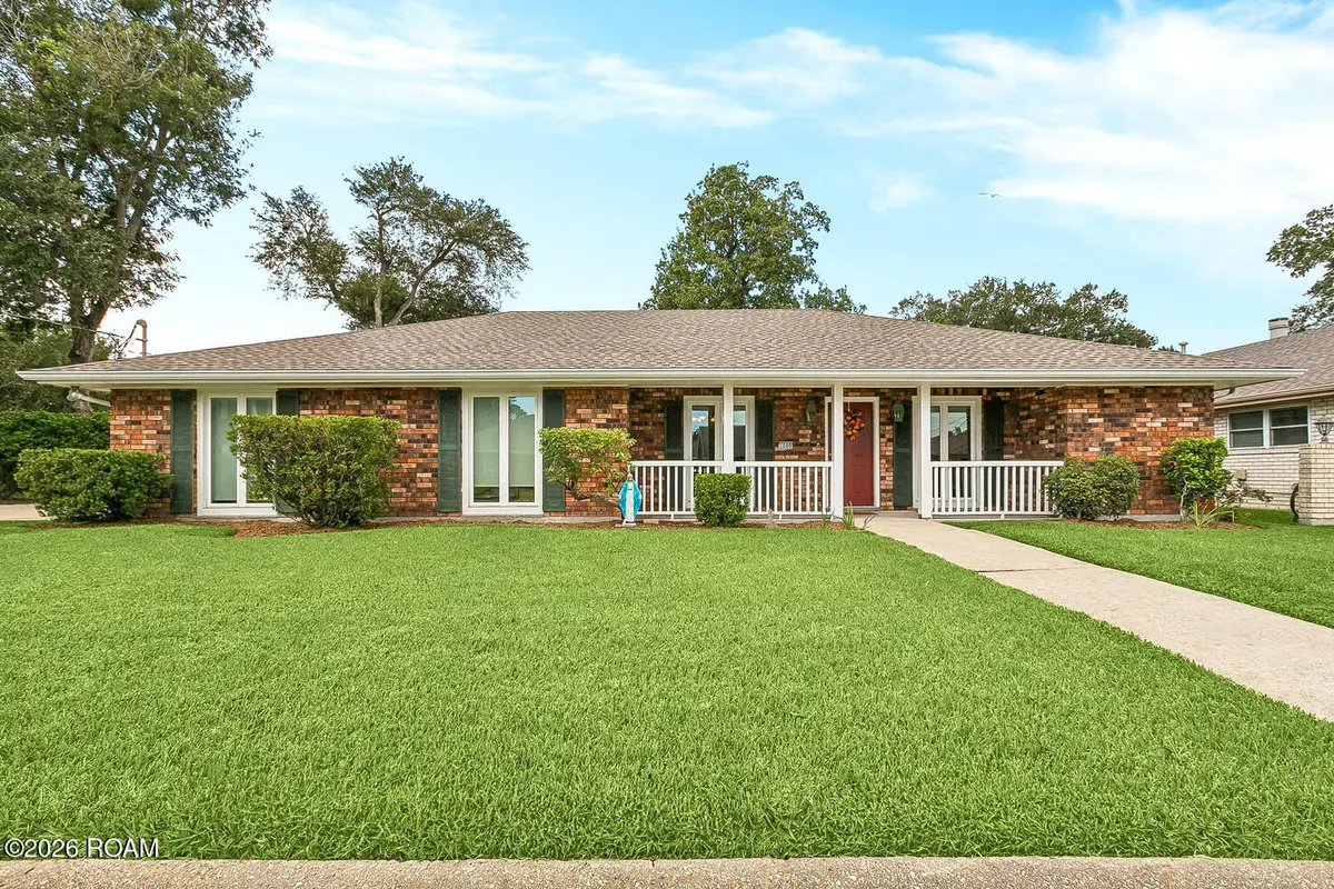 1000 Colonial Club Drive, Harahan, LA 70123 - #1
