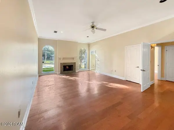 2877 Toulon Drive, Baton Rouge, LA 70816