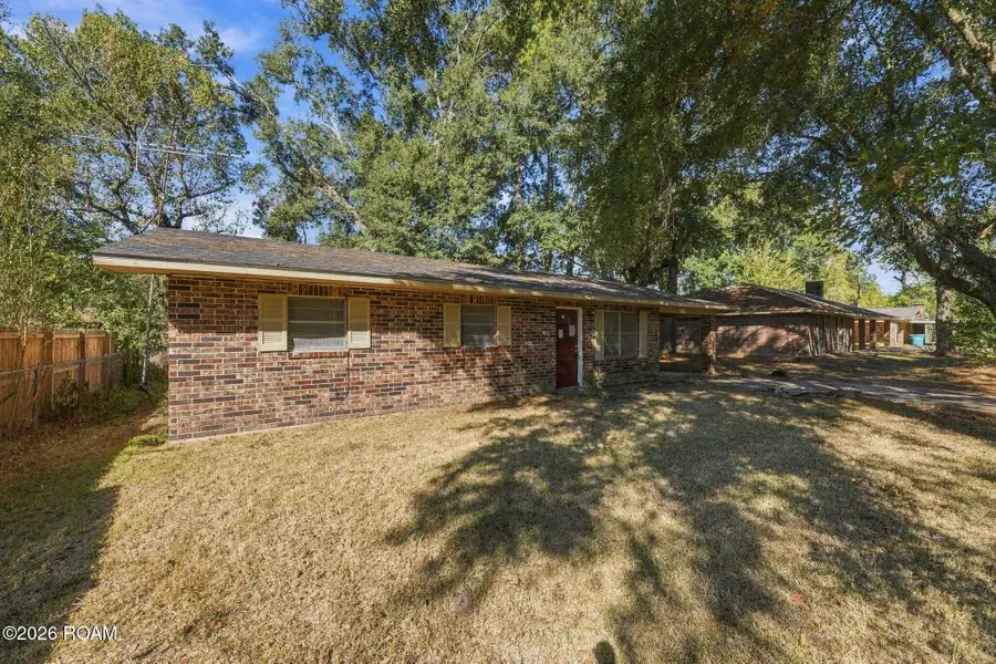 123 W Lester Street, Ville Platte, LA 70586 - #3