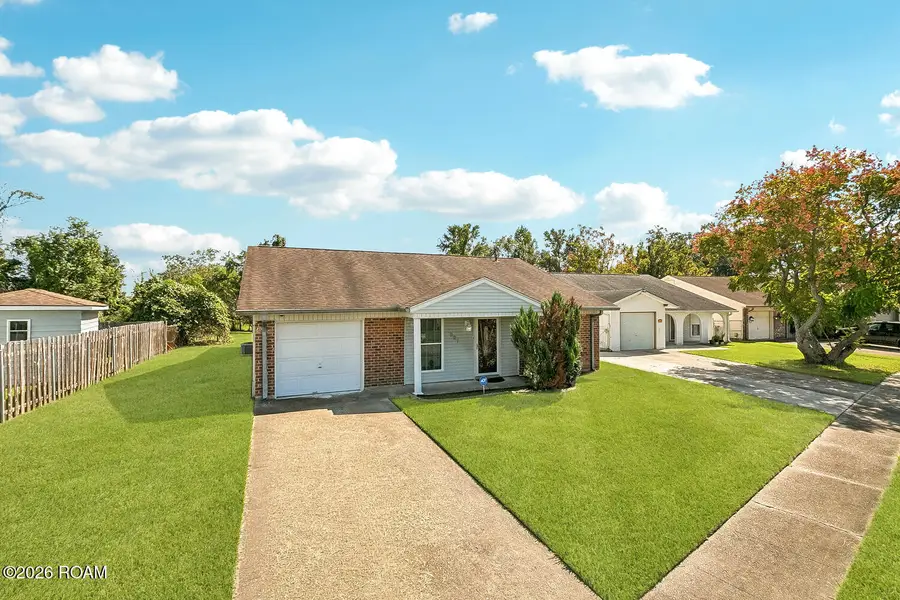 1221 Michael Street, Marrero, LA 70072 - #2