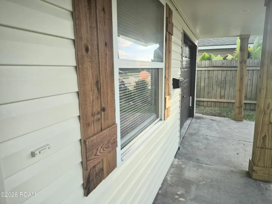 325 Arlington Court, Laplace, LA 70068 - #2