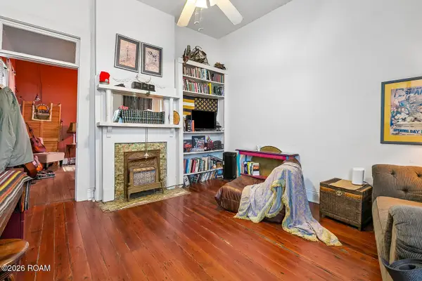 8133 Apple Street, New Orleans, LA 70118