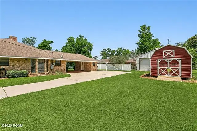 716 E Neal Street, Gonzales, LA 70737 - #3