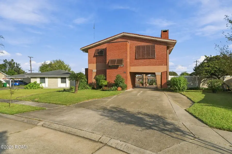 66 Howard Street, Gretna, LA 70053 - #2