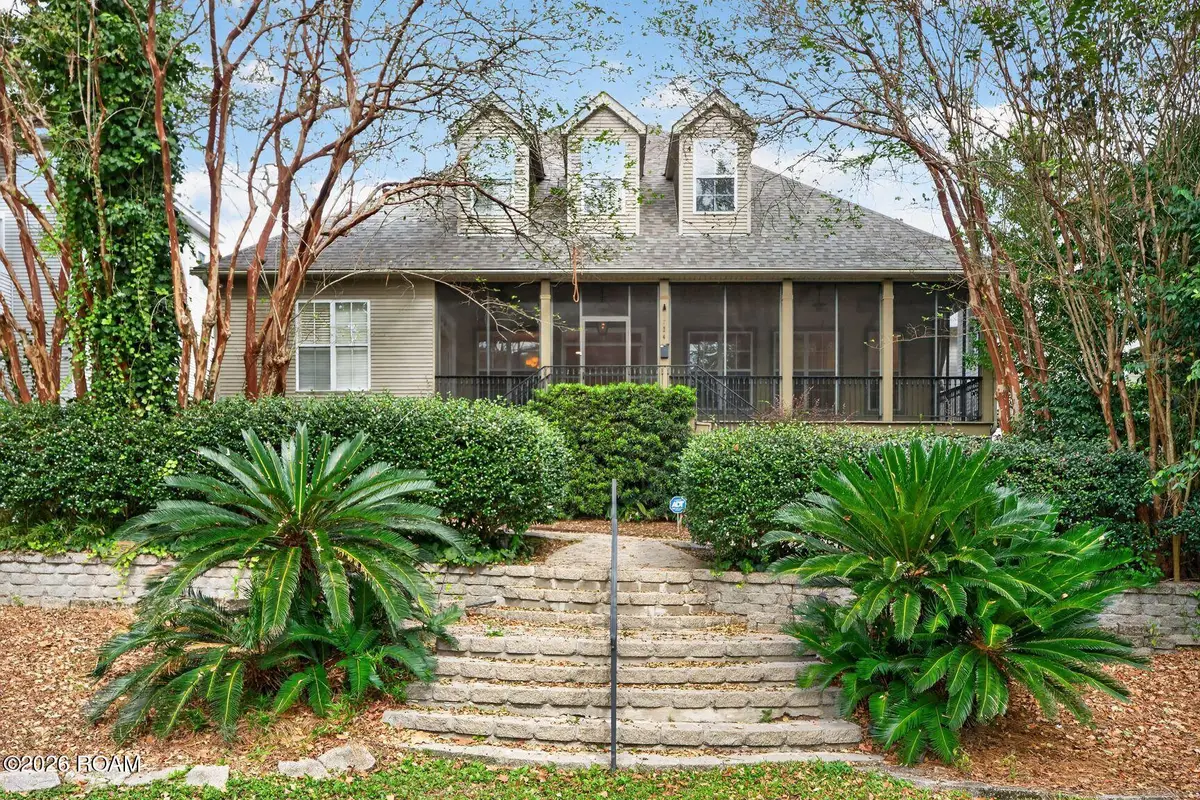724 E Independence Street, Covington, LA 70433 - #1