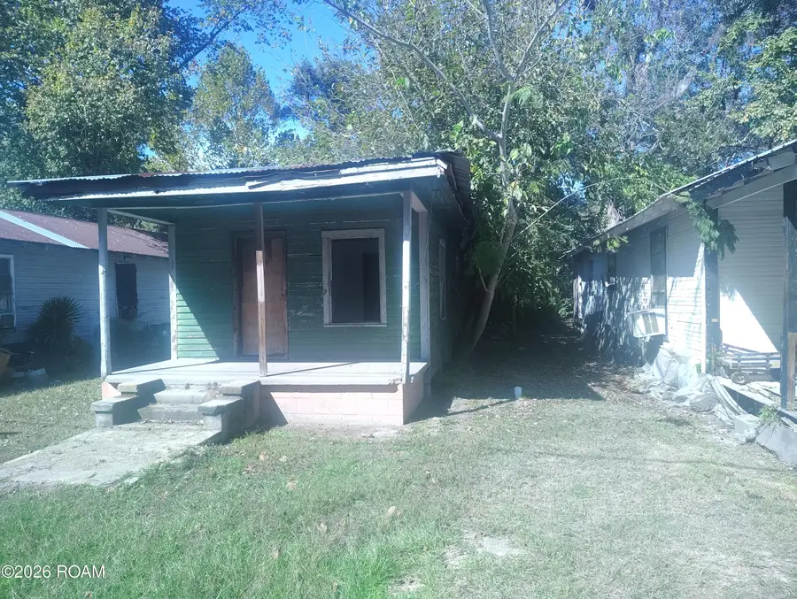 813 E 5th Street, Bogalusa, LA 70427 - #3