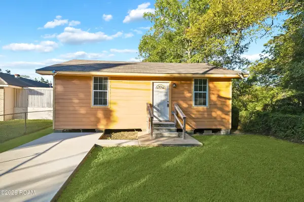 2371 E Smiley Avenue, Baton Rouge, LA 70806