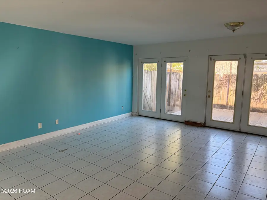3719 N Interstate 10 Service Road W, Metairie, LA 70002 - #2