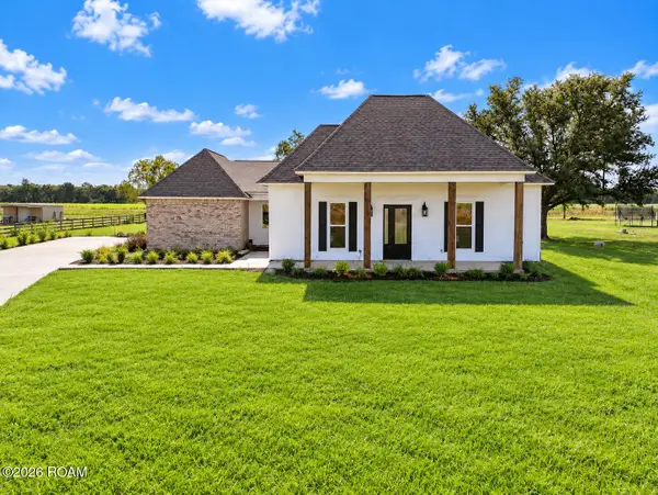 1121 Lake Martin Road, Breaux Bridge, LA 70517
